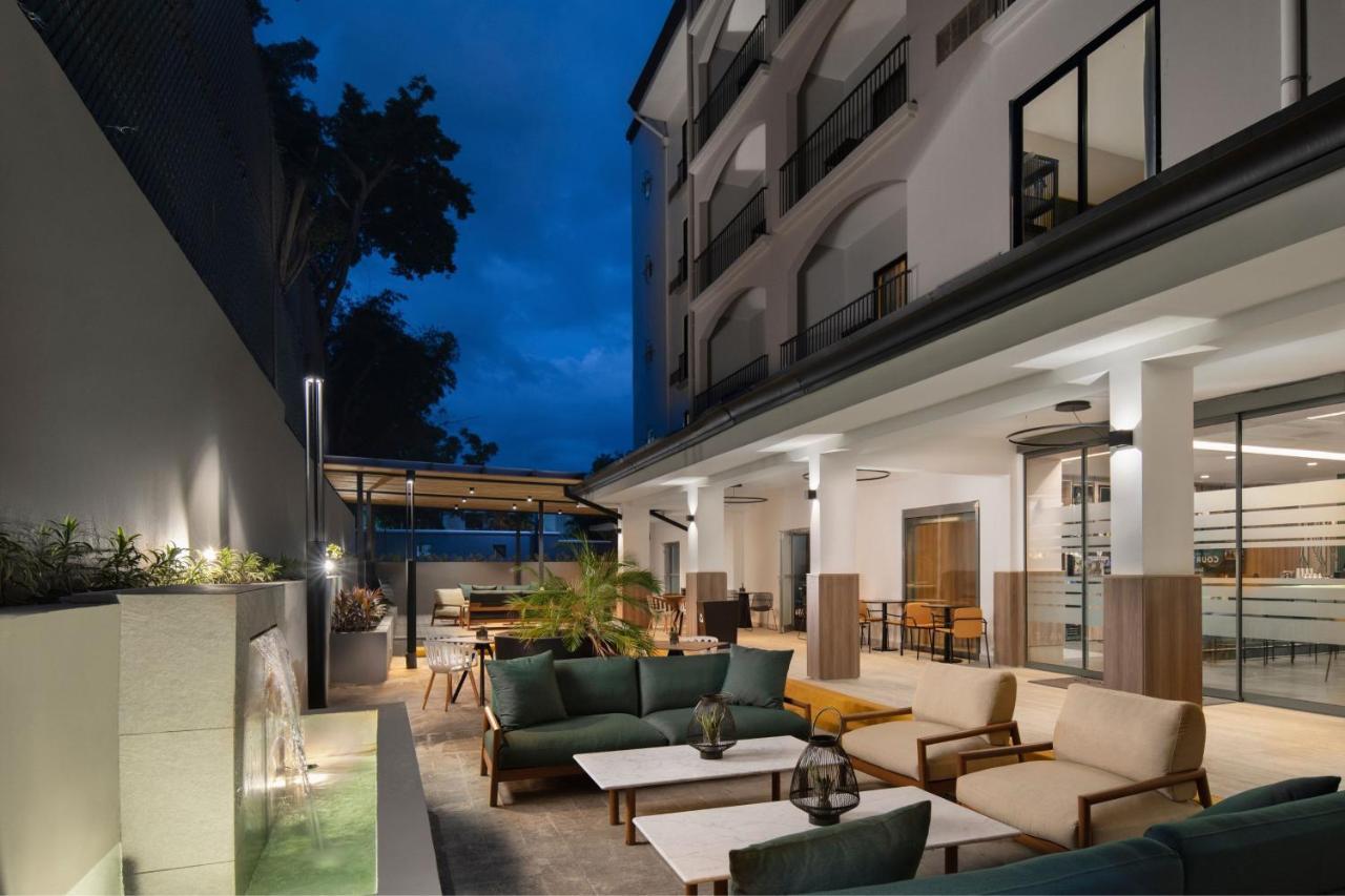 فندق Courtyard By Marriott سانتو دومينجو المظهر الخارجي الصورة
