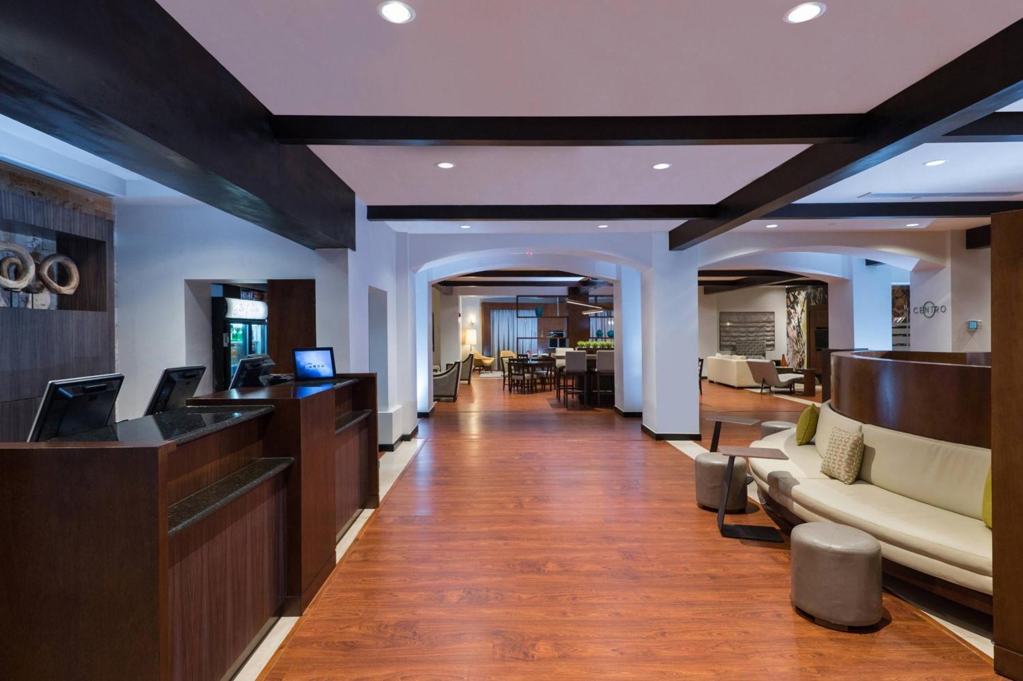 فندق Courtyard By Marriott سانتو دومينجو المظهر الخارجي الصورة