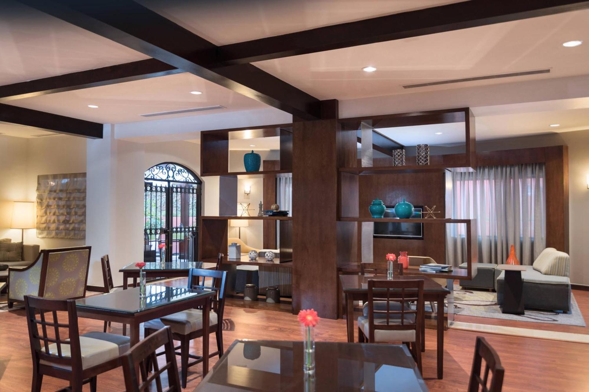 فندق Courtyard By Marriott سانتو دومينجو المظهر الخارجي الصورة